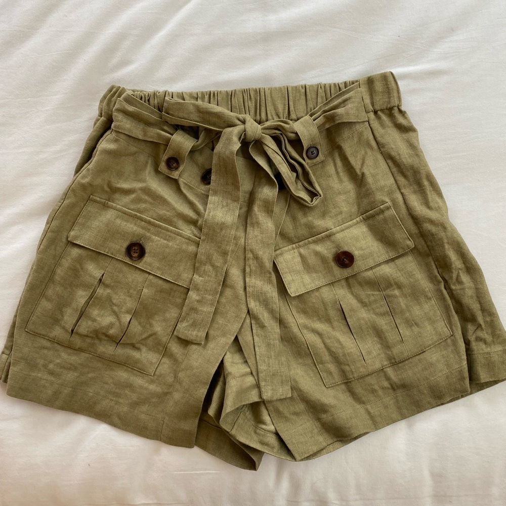 Zara olive green tie waist skort with pockets